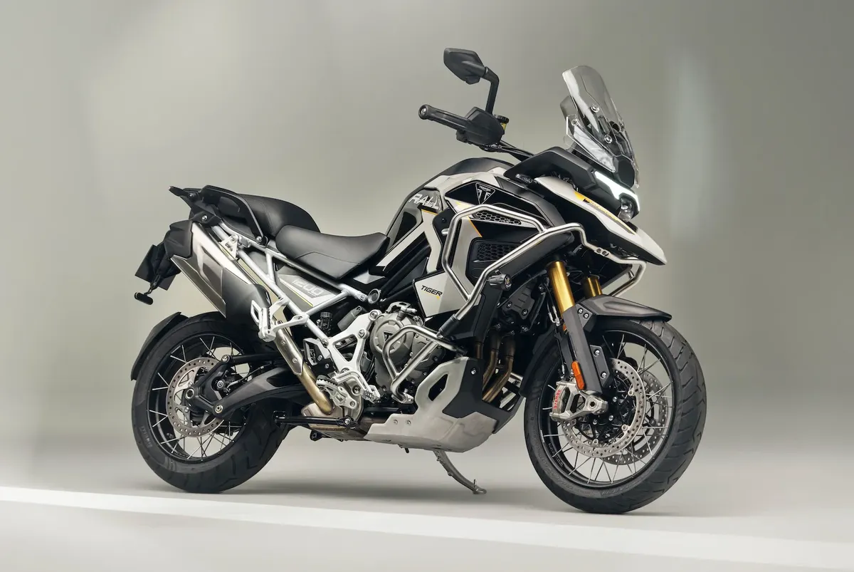 Triumph подтвердила новые Street Triple, Tiger 900 и 1200 для 2027 года — фото 4