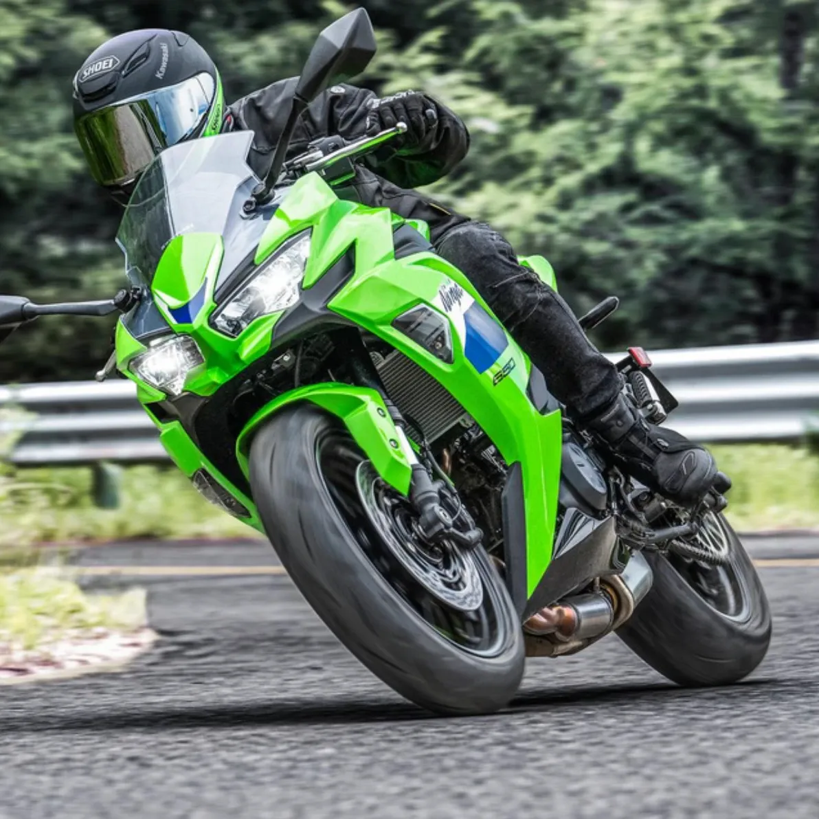Kawasaki представила обновленную Ninja 650 для 2027 модельного года — фото 3