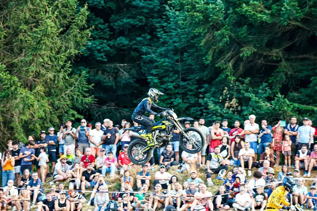 Galfer поддержит своих пилотов на International Six Days of Enduro