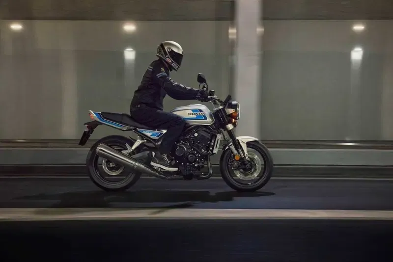 Honda CB1000F: как перенести дух «F» 1980-х в 2026 год без создания ремейка — фото 2