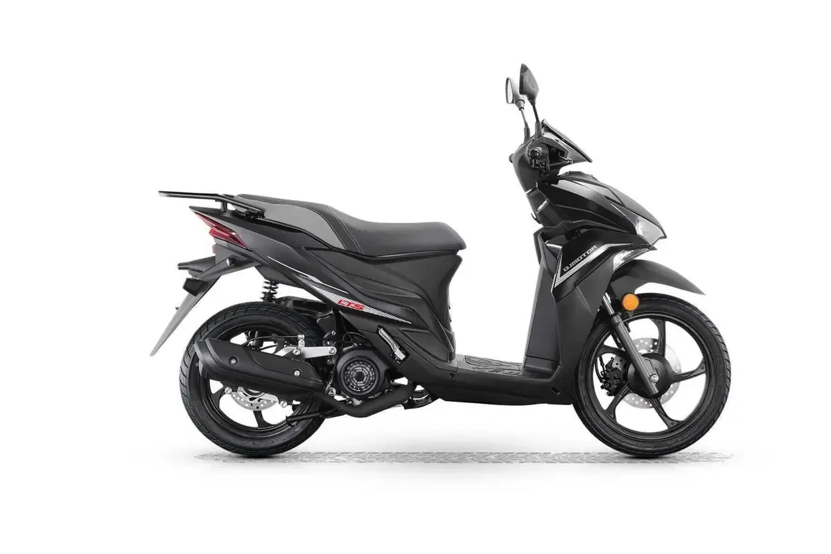 QJ Motor LTS 125S: новый скутер с большими колесами, бросающий вызов городским пробкам и ценам — фото 4