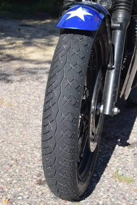 Тест шин Bridgestone Battlax BT46: первые 500 миль — фото 2