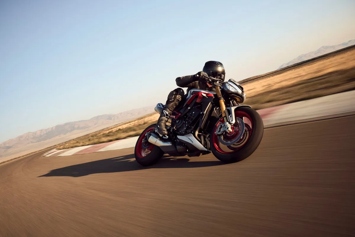 Triumph Unleashed: даты и подробности тест-райда у дилеров — фото 2