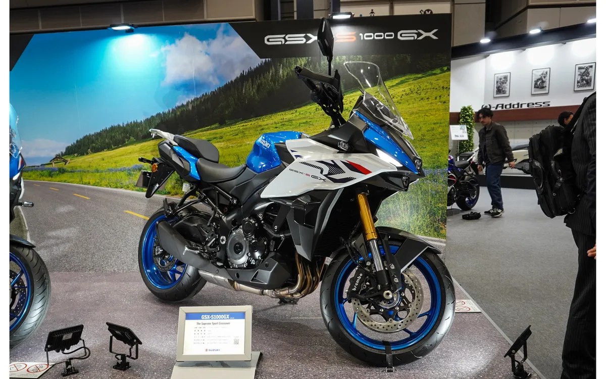 «Выглядит круто», «Будет пользоваться спросом»: новый кроссовер Suzuki GSX-S1000GX с «крыльями» привлек внимание в соцсетях