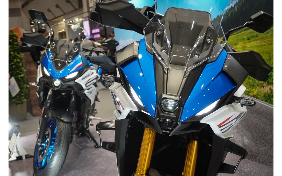 «Выглядит круто», «Будет пользоваться спросом»: новый кроссовер Suzuki GSX-S1000GX с «крыльями» привлек внимание в соцсетях — фото 2