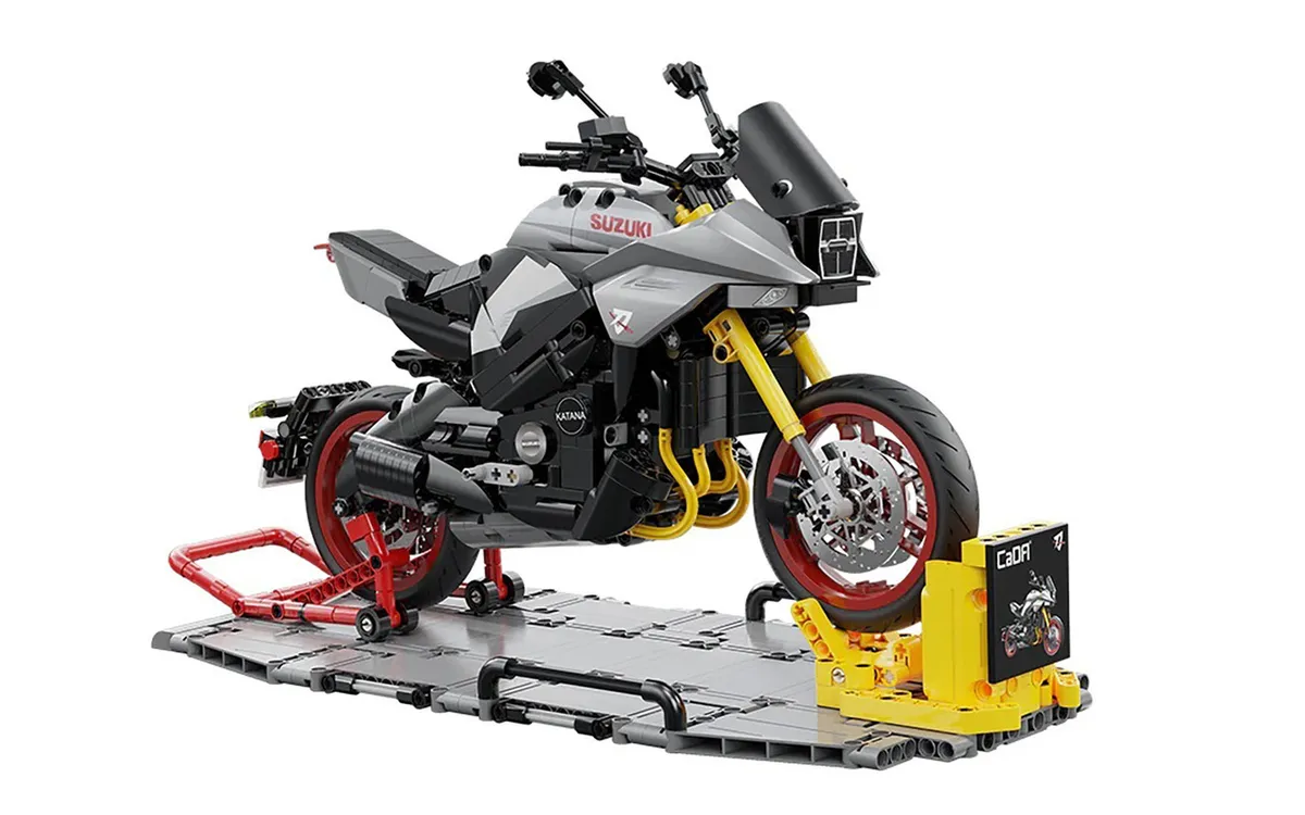 Официальные конструкторы Suzuki Katana и Hayabusa будут представлены и проданы на выставке Nagoya Motorcycle Show 2026