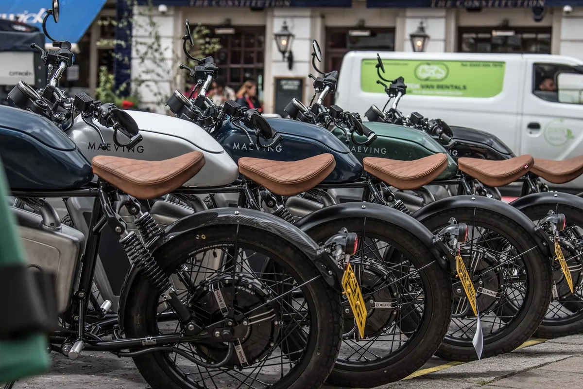 Royal Enfield открывает первый авторизованный сервисный центр в Великобритании