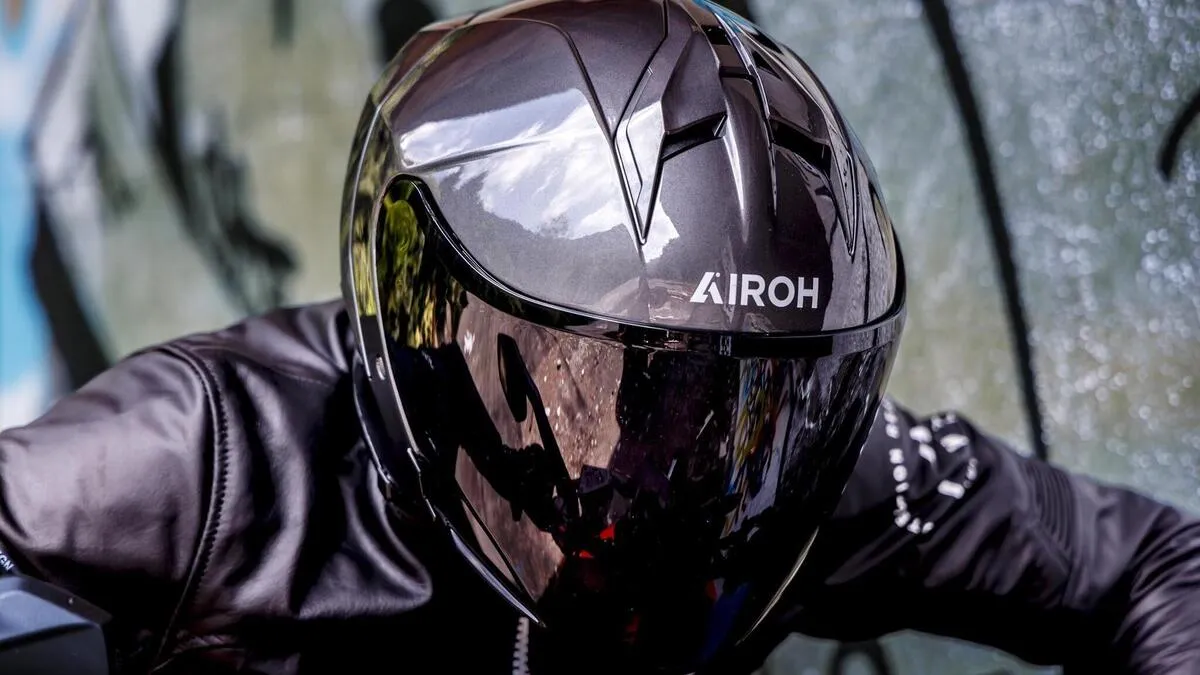 AIROH выпускает новый открытый шлем H 21