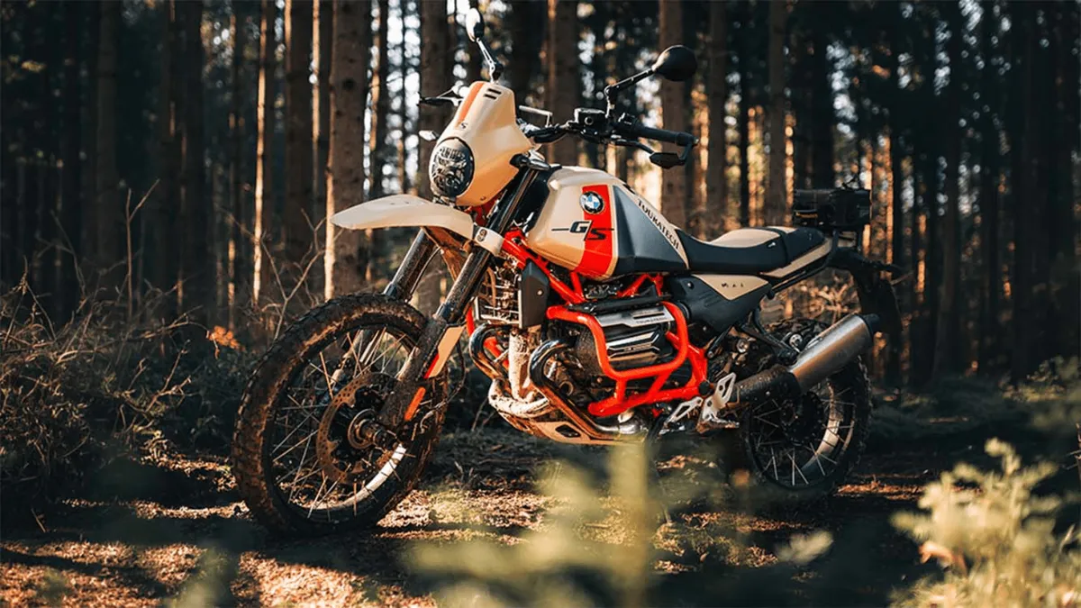 Новые защитные дуги для двигателя BMW R12 G/S от Touratech доступны в двух цветах