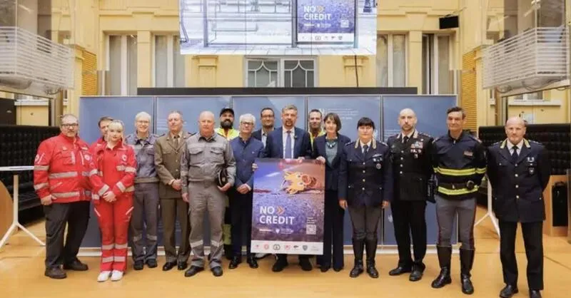 Новая кампания «No Credit» делает ставку на свидетельства спасателей — фото 3
