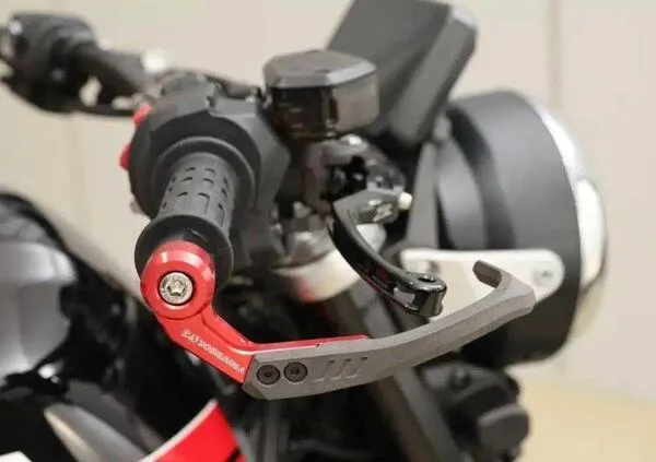 Хотите гонять на треке на Honda CB1000F? Yoshimura подготовила решение для ваших желаний — фото 4
