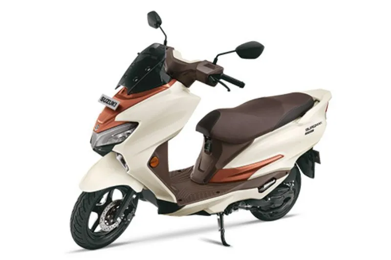 Suzuki обновит линейку Gixxer 155 и 250 куб. см — фото 3