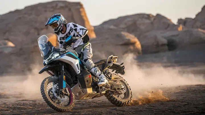CFMOTO 1000MT-X выйдет на американский рынок под именем Ibex 950 2027 года — фото 2
