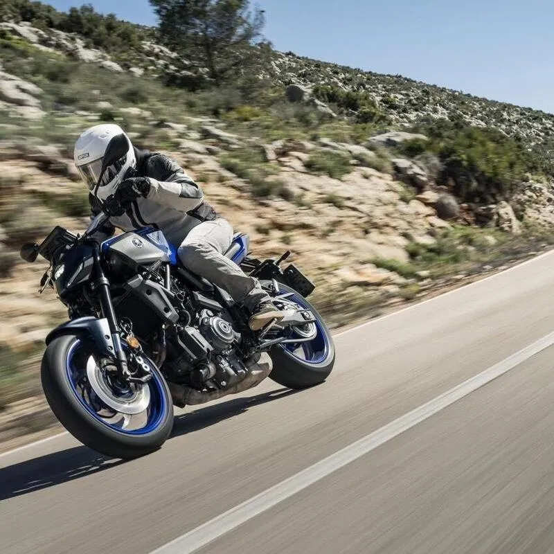 Yamaha MT-07 Y-AMT: озера вы уже знаете, но без сцепления всё меняется! — фото 3